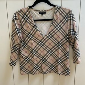 BURBERRY TEE SIZE XL